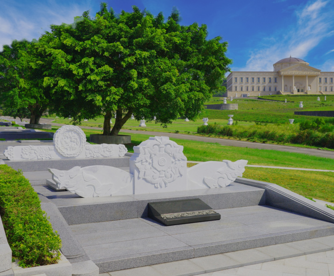 精緻戶外墓園